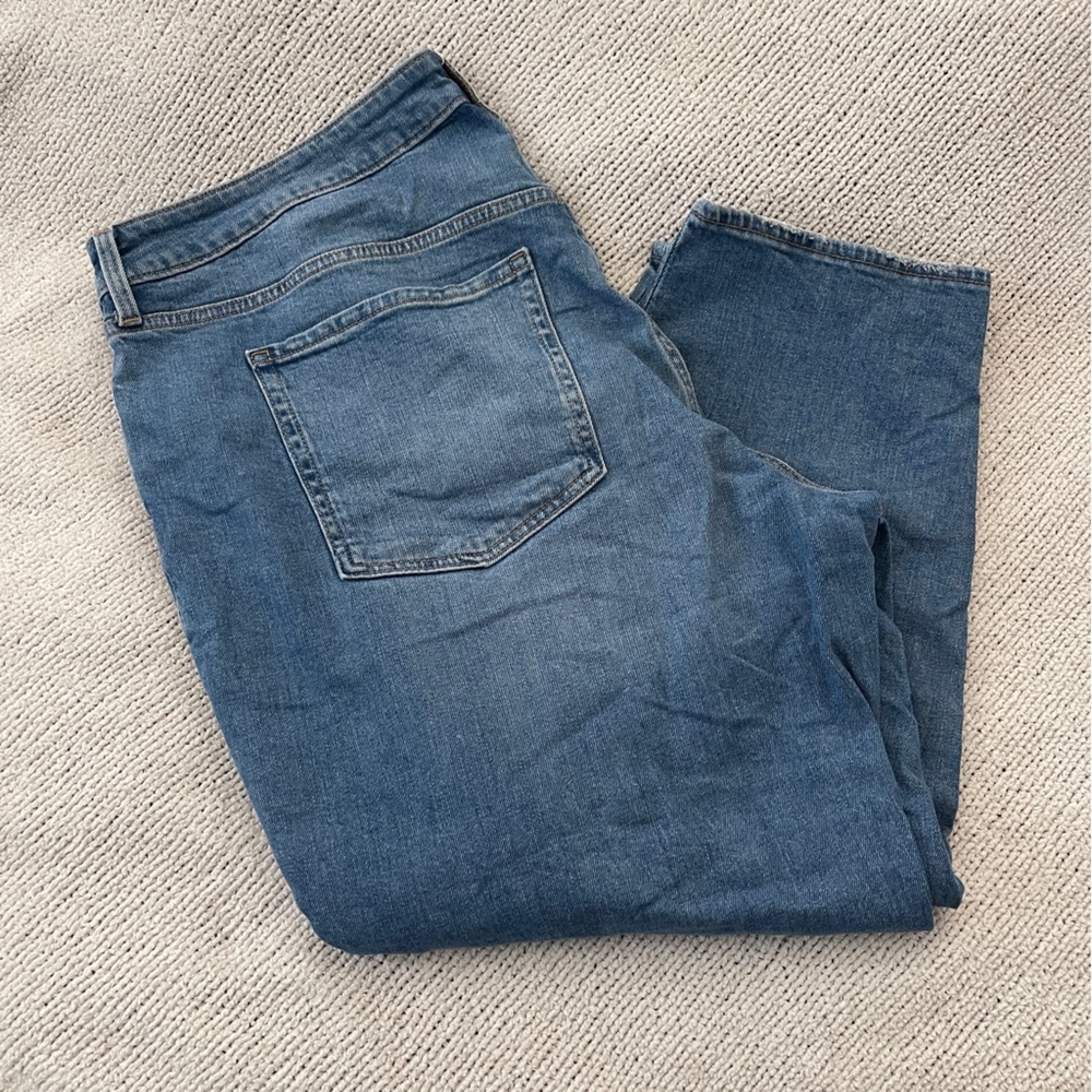 Classic Blue Denim Jeans old navy high rise OG straight distressed capri 22